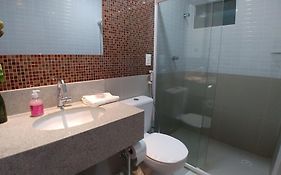 Conforto Beira-Mar: Lazer, Piscina e 2 Banheiros
